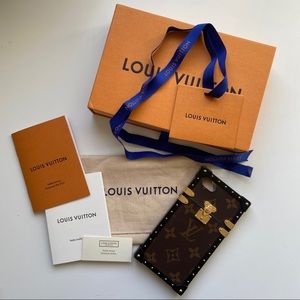 Auth Louis Vuitton Eye Trunk Monogram
Canvas Phone Case iPhone 7 Petite Malle